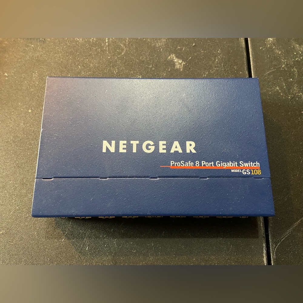 NetGear ProSafe 8 Port Gigabit Switch
